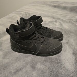 Boys 13C Used Nike shoes in black